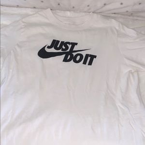 nike tee